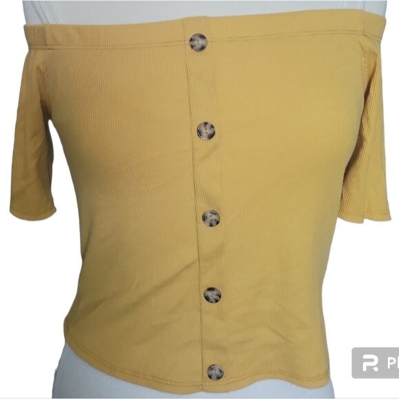 LIVE IN THE MOMENT MUSTARD YELLOW OFF THE SHOULDER TOP - M - Picture 1 of 9